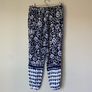 BB Dakota lightweight summer lounge pants